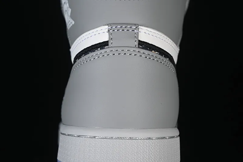 All categories Air Jordan Jordan series basketball shoes Air Jordan 1 High Dior x Air Jordan 1 Low AJ1 Joe 1 Dior joint white gray high top CN8607-002